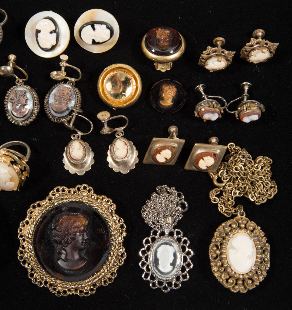 amazon vintage costume jewelry