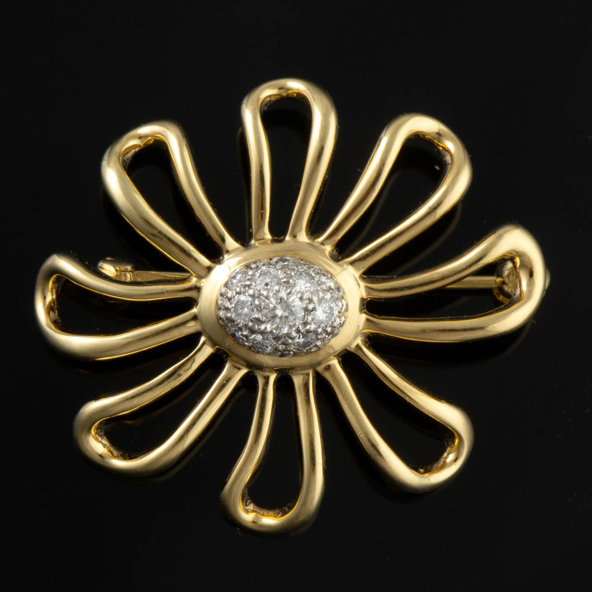 PALOMA PICASSO FOR TIFFANY & CO. 18K YELLOW GOLD, PLATINUM, AND DIAMOND DAISY FLOWER PIN / BROOCH