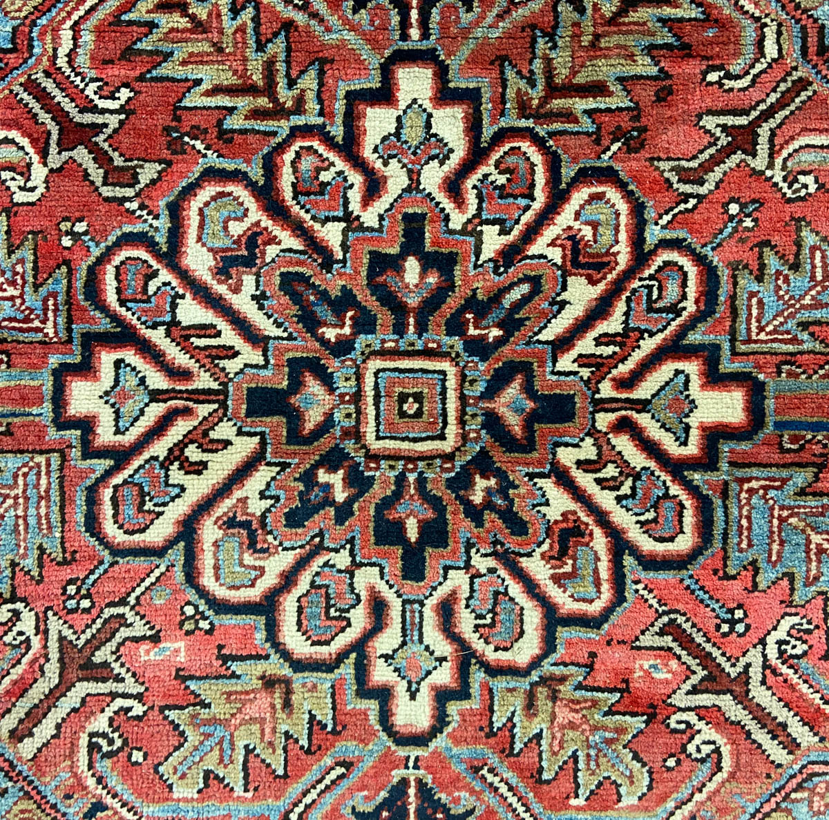 ANTIQUE PERSIAN HERIZ ROOM-SIZE ORIENTAL RUG / CARPET