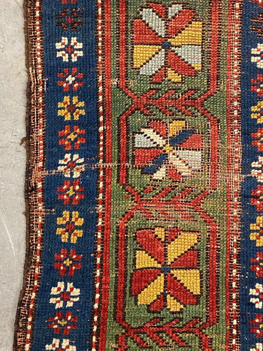 ANTIQUE CAUCASIAN KAZAK TRIBAL RUG / CARPET